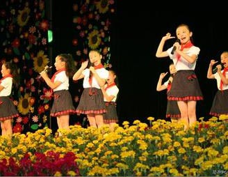 壮家少年在红旗下成长钢琴谱文件(五线谱、双手简谱、数字谱、Midi、PDF)免费下载