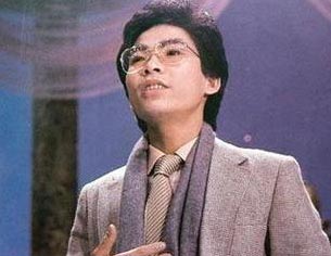 垄上行钢琴谱文件(五线谱、双手简谱、数字谱、Midi、PDF)免费下载