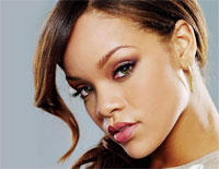 Diamonds-Rihanna钢琴谱文件(五线谱、双手简谱、数字谱、Midi、PDF)免费下载