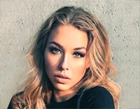 We Are One-Kelly Sweet-人人钢琴网