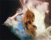 人非草木-吴雨霏-好听版-人人钢琴网